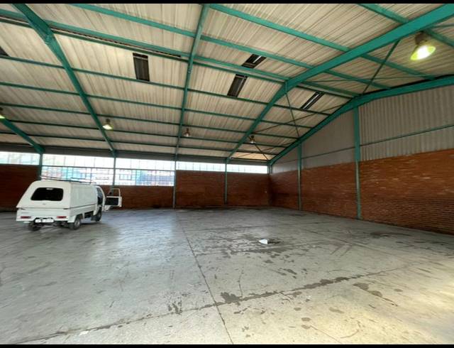 INDUSTRIAL PROPERTY TO RENT IN HENNOPSPARK
